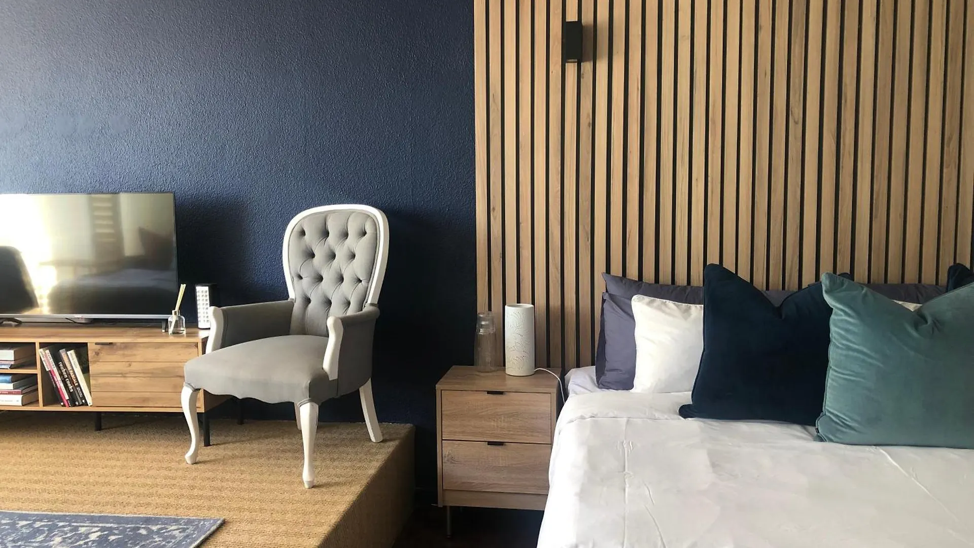 Apartment Studio Blue In Mouille Point Cape Town