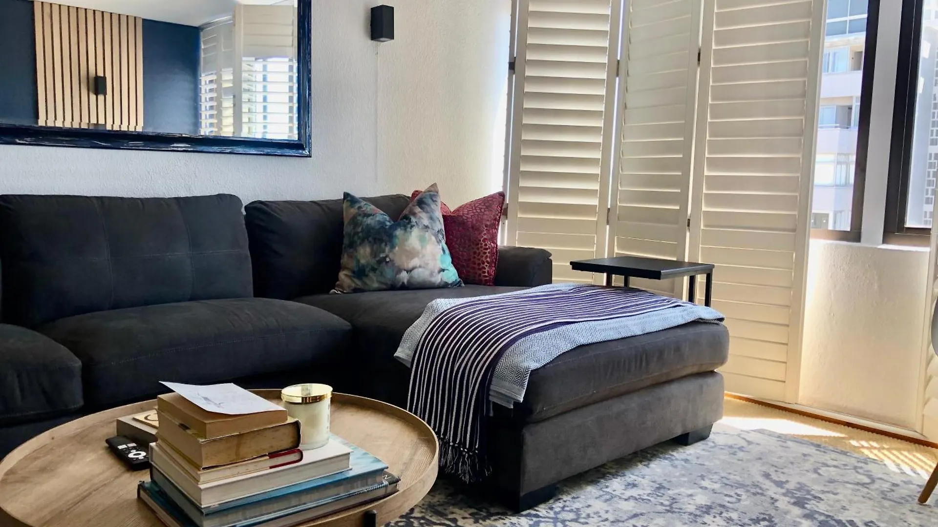 Studio Blue In Mouille Point Cape Town Apartment