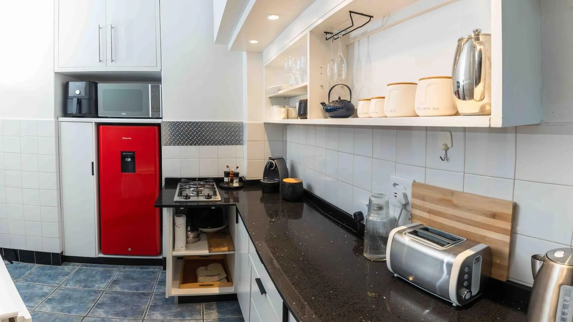 Apartment Studio Blue In Mouille Point Cape Town