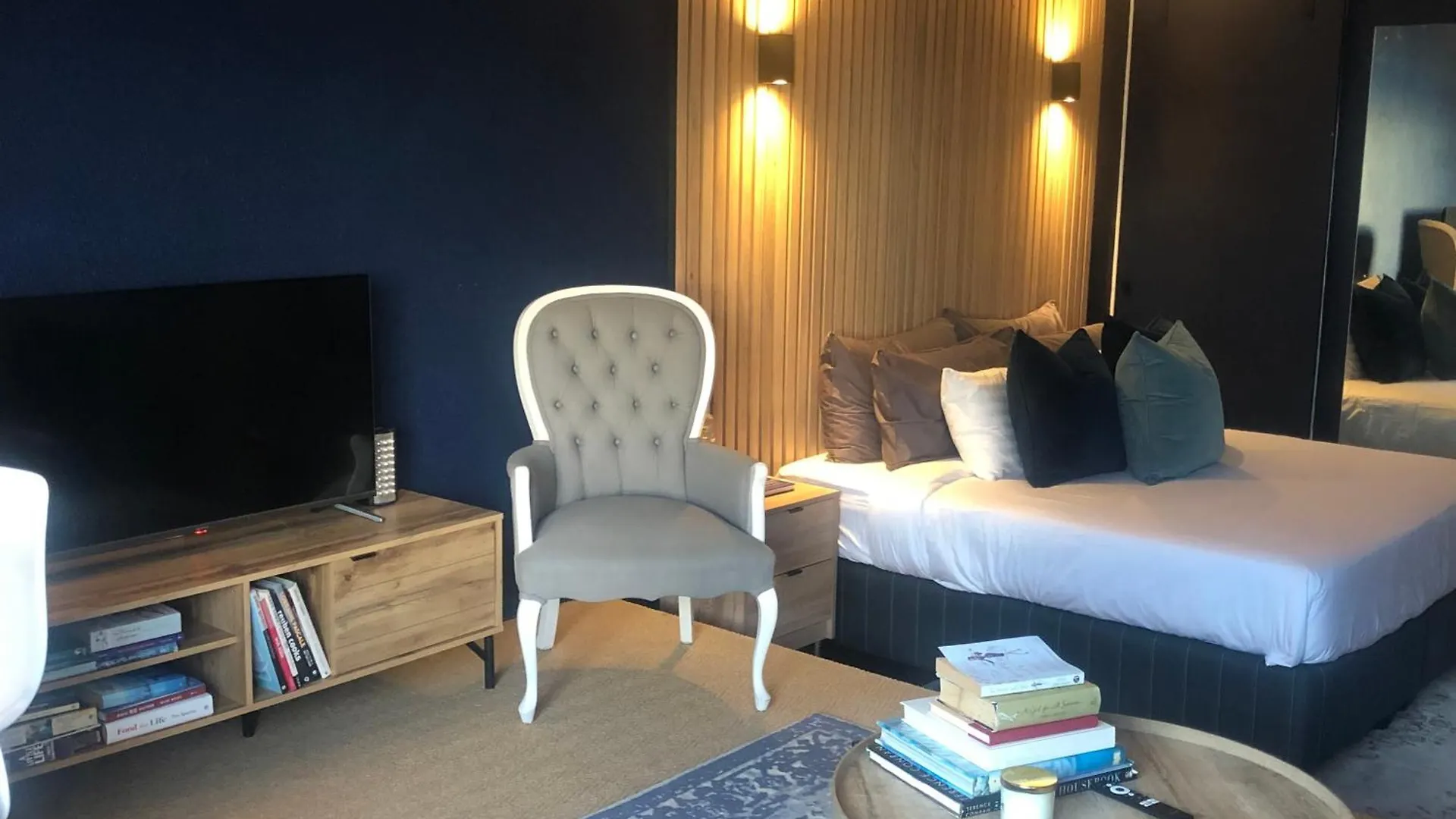 Studio Blue In Mouille Point Cape Town
