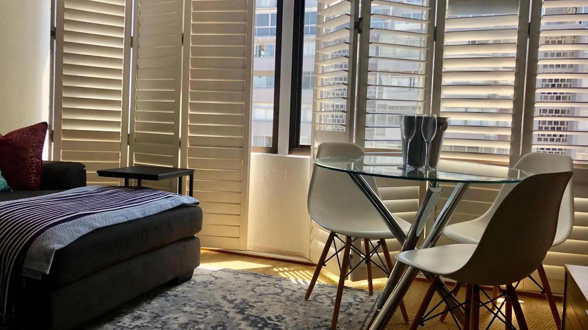 Studio Blue In Mouille Point Cape Town 0*,